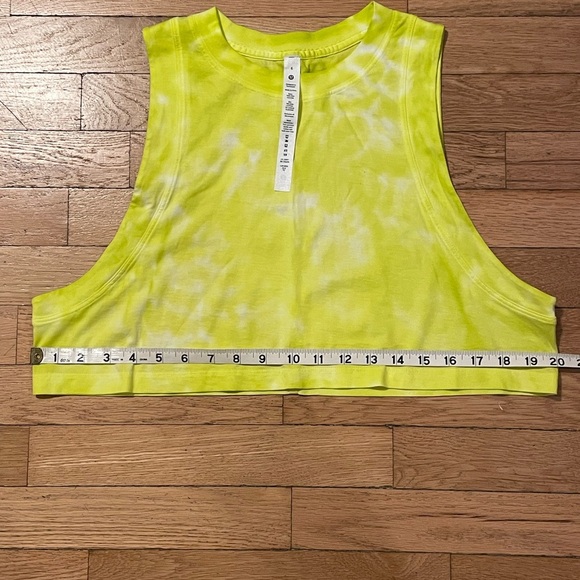 Lululemon Vibrant Yellow Sleeveless Crop Top Women’s 6 - Picture 6 of 6